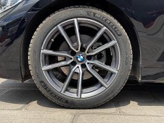 BMW 3 Series Facelift 325Li M Sport Package - ფოტო 19