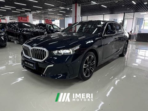 2025 BMW 5 Series 525Li M Sport Package - ავტომობილი ჩინეთიდან