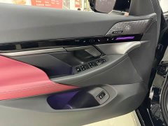 BMW 5 Series 525Li M Sport Package - ფოტო 9