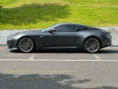 Aston Martin DB12 2023 4.0T V8 Coupe - ფოტო 9