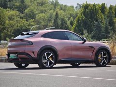 Xiaomi YU7 Four-Wheel Drive Max Edition - ფოტო 7