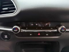 Mazda CX-30 2.0L Automatic Elegance - ფოტო 17