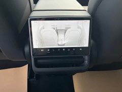 Tesla Model 3 2026 Long Range All-Wheel Drive - ფოტო 19
