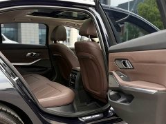 BMW 3 Series 325Li M Sport Night Edition Package - ფოტო 11