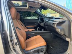 Lexus UX New Energy 2020 300e Pure Enjoyment Edition - ფოტო 10