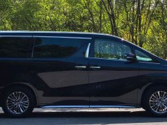 Toyota Vellfire Crown Hybrid 2.5L HV Premium Edition - photo 3