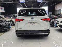 Toyota Sienna 2021 2.5L Hybrid Premium Edition - ფოტო 4