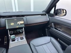 Land Rover Range Rover 3.0L V6 400PS Genesis Extended Wheelbase - ფოტო 3