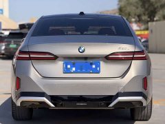 BMW 5 Series 530Li Premier M Sport Package - ფოტო 5