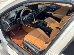 Lexus ES 2021 300h Executive - ფოტო 10