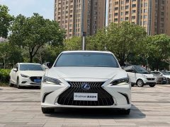 Lexus ES 2021 300h Executive - ფოტო 2