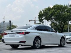 Lexus ES 2021 300h Executive - ფოტო 6