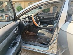 Geely Emgrand UP 1.5L CVT Upward Edition - ფოტო 6