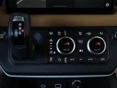 Land Rover Defender 110 3.0T P400 X-DYNAMIC HSE - ფოტო 10