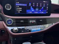 Lexus LS 500h Executive - ფოტო 17