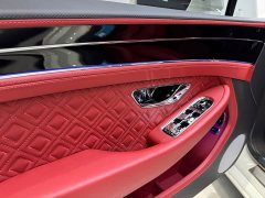 Bentley Continental 4.0T GT V8 Convertible - ფოტო 9