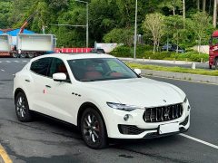 Maserati Levante 3.0T Standard Edition - ფოტო 3