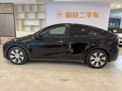 Tesla Model Y Standard Range RWD - ფოტო 4