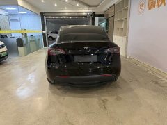 Tesla Model Y Standard Range RWD - ფოტო 6