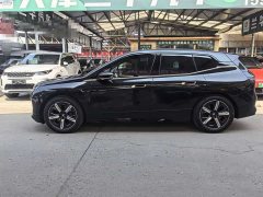 BMW iX xDrive40 - ფოტო 3