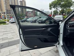 Toyota Camry 2021 2.5S Sharp Edition - ფოტო 18