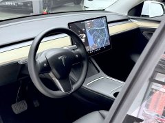 Tesla Model Y Long Range All-Wheel Drive - ფოტო 13