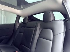 Tesla Model Y Long Range All-Wheel Drive - ფოტო 16