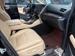 Toyota Vellfire Crown Hybrid 2.5L HV Premium Edition - ფოტო 6