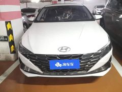 Hyundai Elantra 2022 1.5L CVT Luxury - ფოტო 2