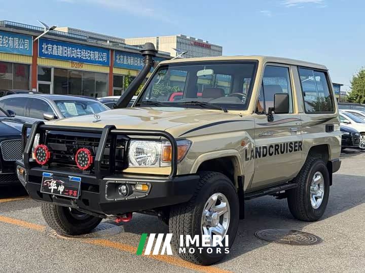 Toyota Land Cruiser (Imported) LC71 2023 4.0L Middle East Edition - ავტომობილი ჩინეთიდან