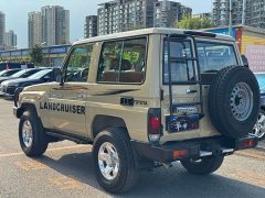 Toyota Land Cruiser (Imported) LC71 2023 4.0L Middle East Edition - ფოტო 16