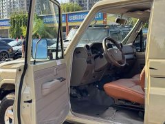 Toyota Land Cruiser (Imported) LC71 2023 4.0L Middle East Edition - ფოტო 3