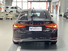 Lexus ES 300h Premium Edition - ფოტო 8