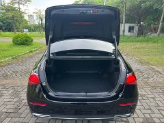 Mercedes-Benz E-Class E 300 L Luxury - ფოტო 17