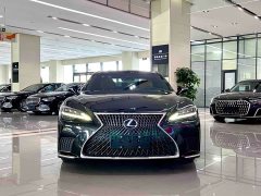 Lexus LS 500h Premier - ფოტო 2