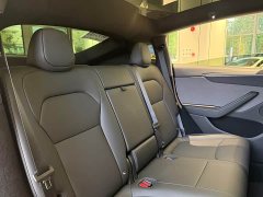 Tesla Model Y Rear-Wheel Drive - ფოტო 12