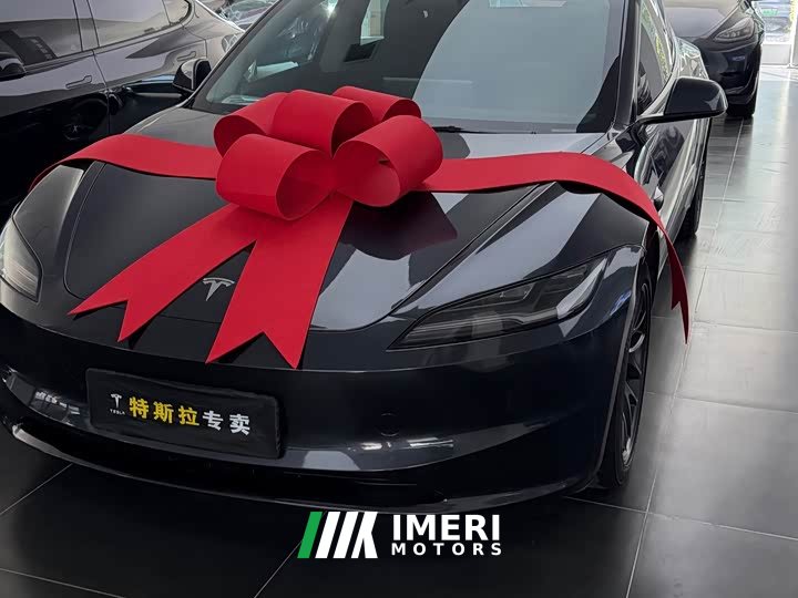 Tesla Model 3 Rear-Wheel Drive