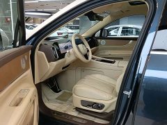 AITO M9 Extended Range Ultra 42kWh 6-Seater - ფოტო 18