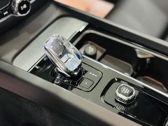 Volvo S60 B4 Smart Luxury Edition - ფოტო 14