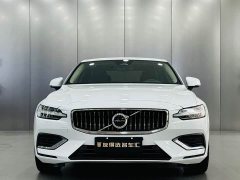 Volvo S60 B4 Smart Luxury Edition - ფოტო 2