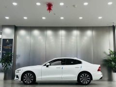 Volvo S60 B4 Smart Luxury Edition - ფოტო 9
