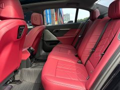 BMW 5 Series 525Li M Sport Package - ფოტო 16