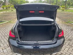 BMW 3 Series 325Li M Sport Package - ფოტო 17