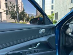 Hyundai Elantra 2022 1.5L CVT Luxury - ფოტო 13