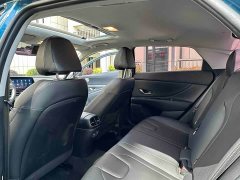 Hyundai Elantra 2022 1.5L CVT Luxury - ფოტო 18