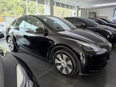 Tesla Model Y 2022 Facelift Rear-Wheel Drive - ფოტო 3