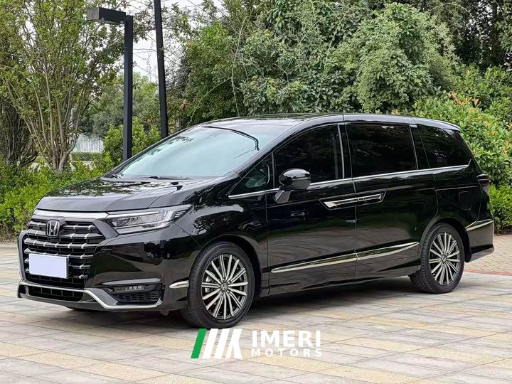 Honda Odyssey 2.0L e:HEV Luxury - ავტომობილი ჩინეთიდან