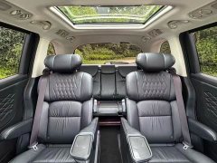 Honda Odyssey 2.0L e:HEV Luxury - ფოტო 7