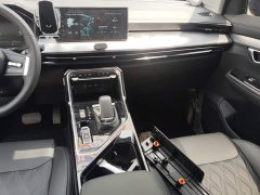 Wuling Xingchen 2022 2.0L DHT Electric Speed Edition - ფოტო 13
