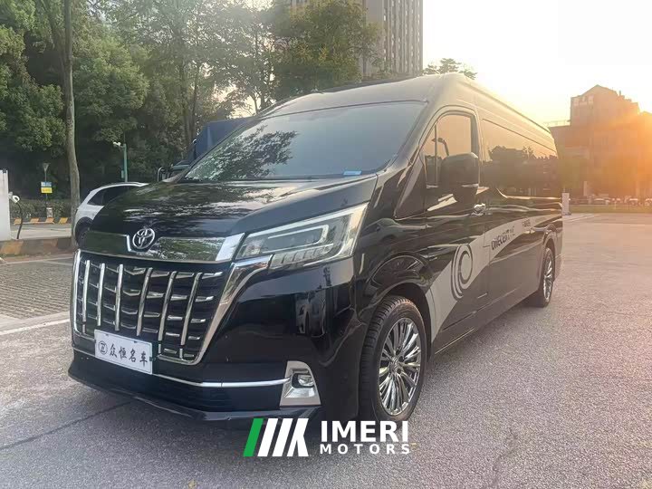 Toyota HIACE 3.5L Automatic 7-Seater - ავტომობილი ჩინეთიდან